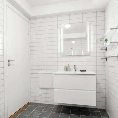 3bedroom, 82sq M Apt, Newly Renovated * Oslo