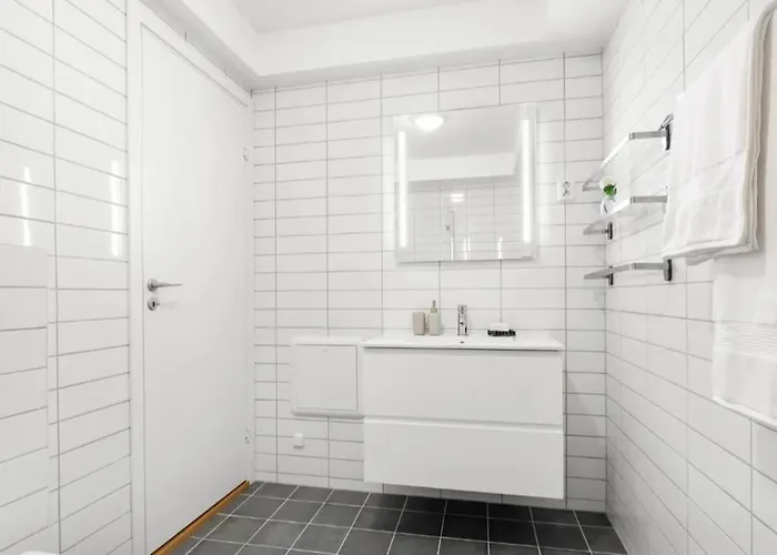 3bedroom, 82sq M Apt, Newly Renovated * Oslo